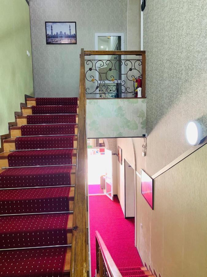 Rahat Inn Hotel Ташкент Екстериор снимка