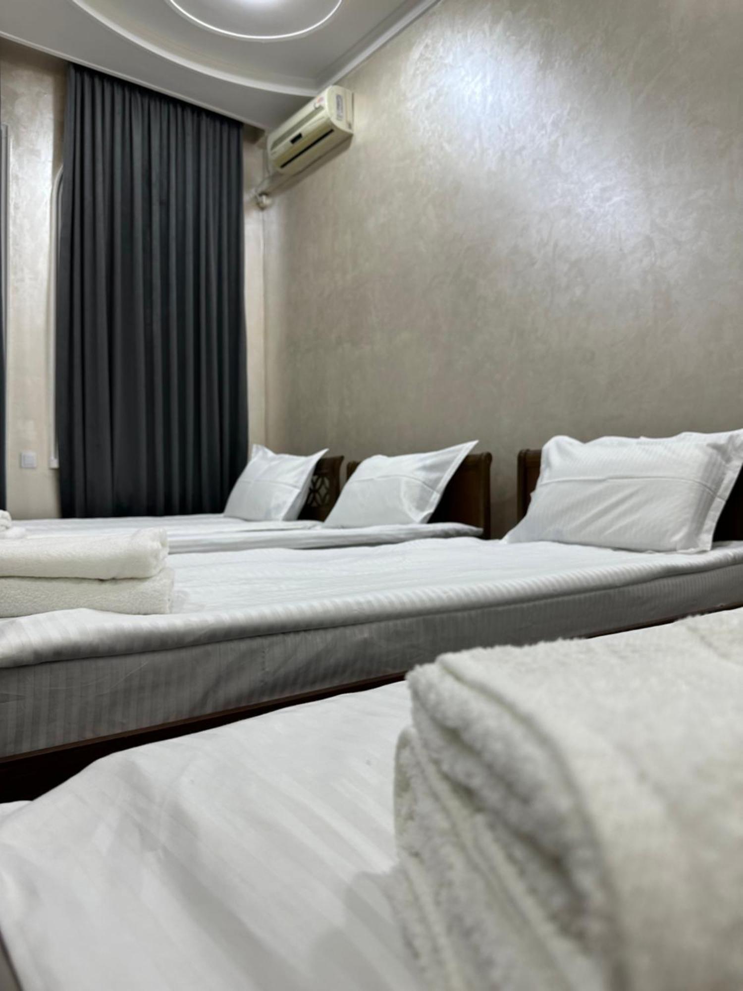 Rahat Inn Hotel Ташкент Екстериор снимка