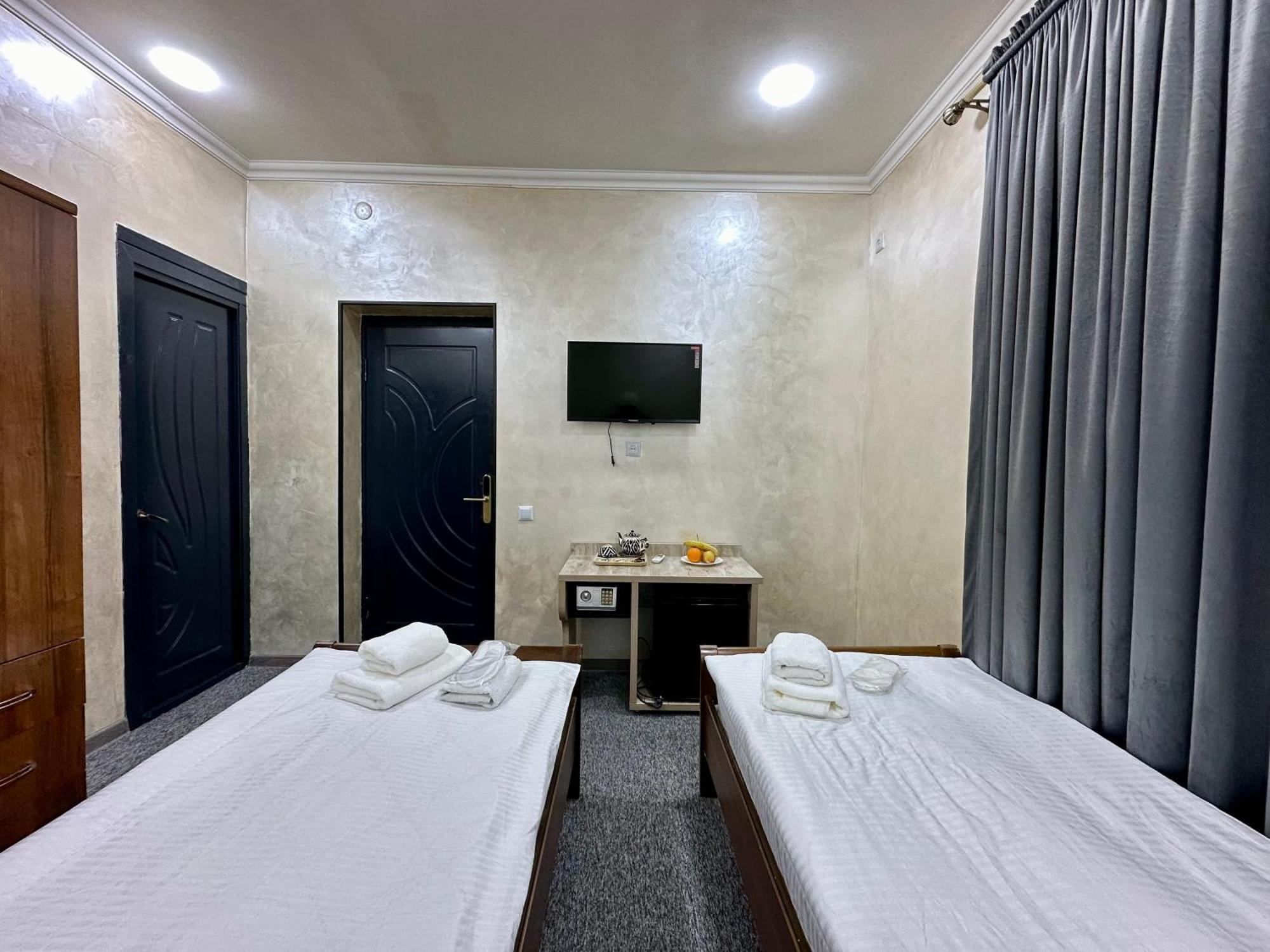 Rahat Inn Hotel Ташкент Екстериор снимка